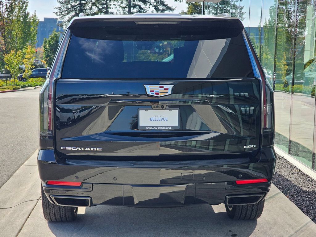 New 2026 Cadillac Escalade ESV Platinum Sport AWD/4WD image 4