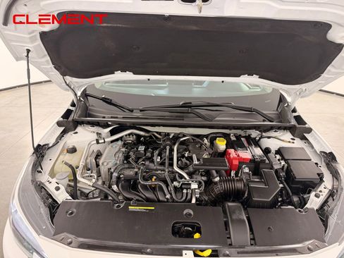 Used 2025 Nissan Sentra SR w/ SR Premium Package FWD image 36