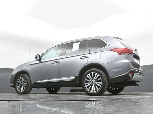Used 2020 Mitsubishi Outlander SEL AWD/4WD image 36