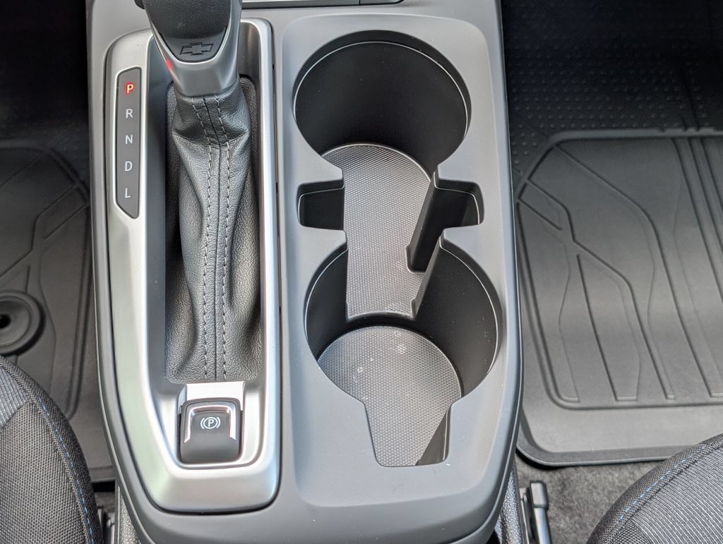 New 2026 Chevrolet Trax LS w/ LS Convenience Package FWD image 22