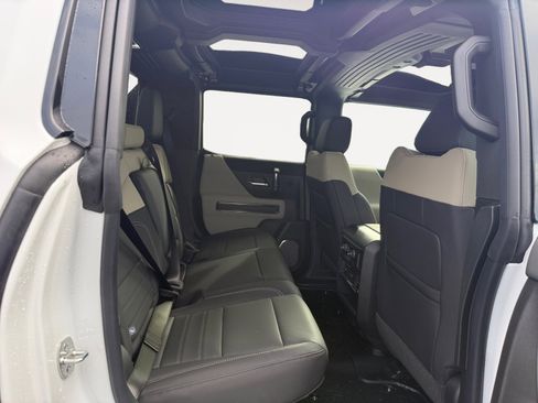 New 2026 GMC Hummer EV 4x4 Crew Cab image 18