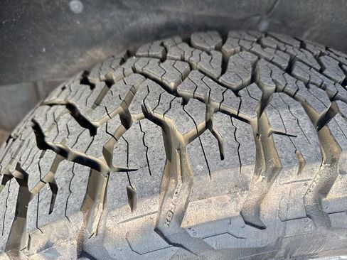 Used 2019 GMC Sierra 1500 Denali w/ Driver Alert Package II image 16