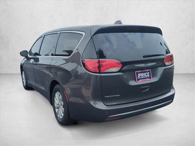 Used 2018 Chrysler Pacifica Touring Plus FWD image 8