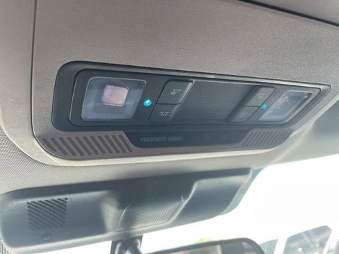 Used 2025 Ford F250 XLT w/ FX4 Off-Road Package AWD/4WD image 30