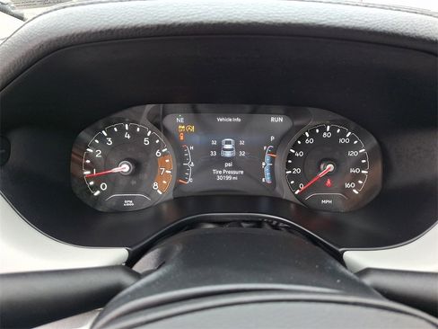 Used 2022 Jeep Compass Limited w/ Sun and Sound Group image 19