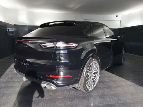 Certified 2023 Porsche Cayenne Turbo image 44