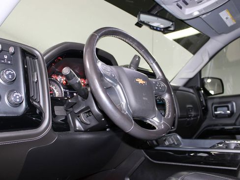 Used 2018 Chevrolet Silverado 1500 LTZ Z71 w/ LTZ Plus Package image 19