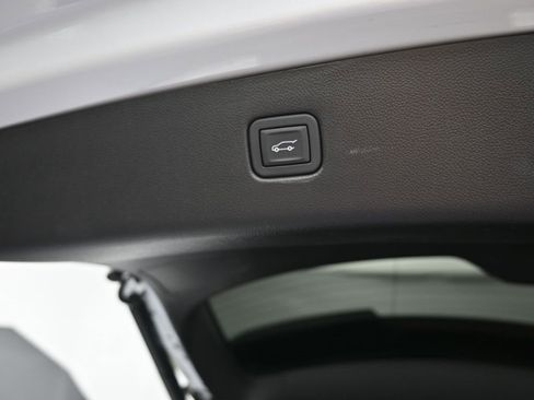 Certified 2023 Chevrolet Blazer LT w/ Convenience Package image 23