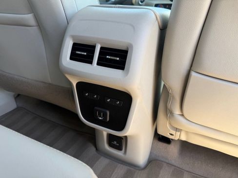 Used 2019 GMC Terrain Denali w/ Advanced Safety Package AWD/4WD image 20
