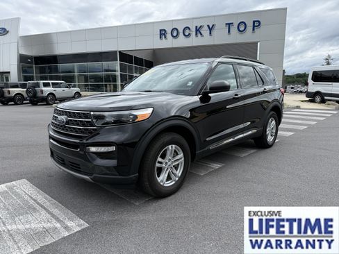 Used 2023 Ford Explorer XLT w/ Equipment Group 202A AWD/4WD image 1