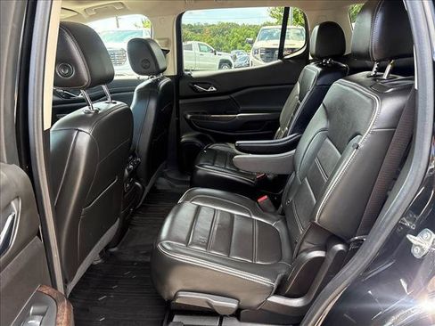 Certified 2022 GMC Acadia Denali w/ Denali Ultimate Package AWD/4WD image 8