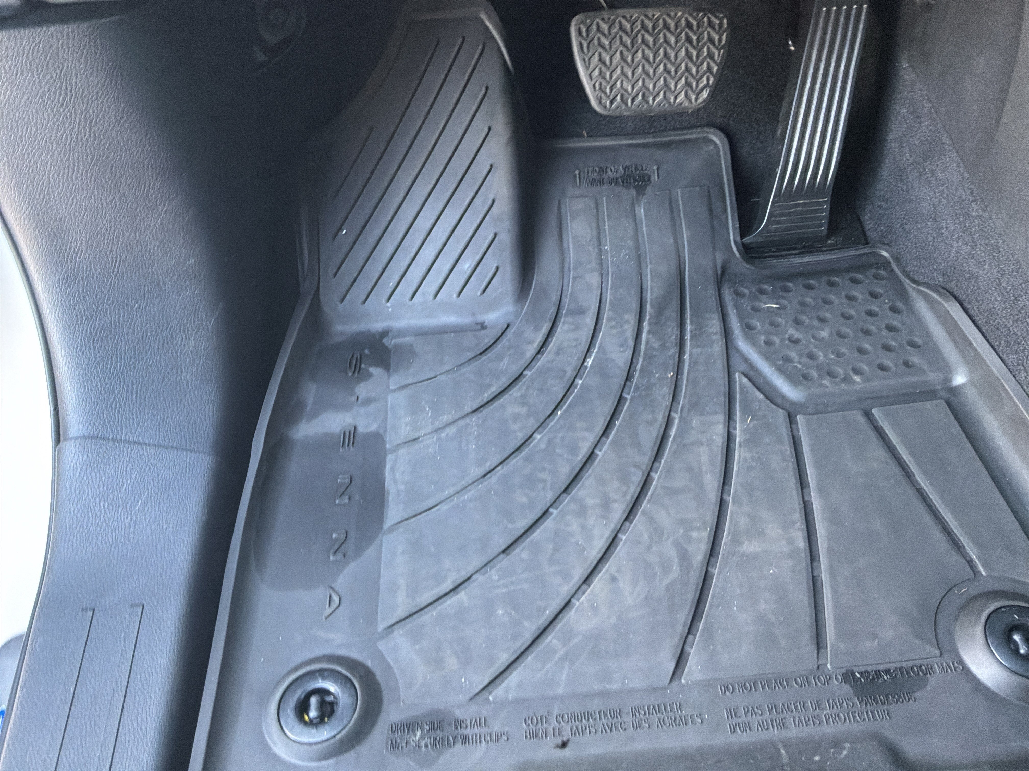 Used 2026 Toyota Sienna XLE FWD image 17