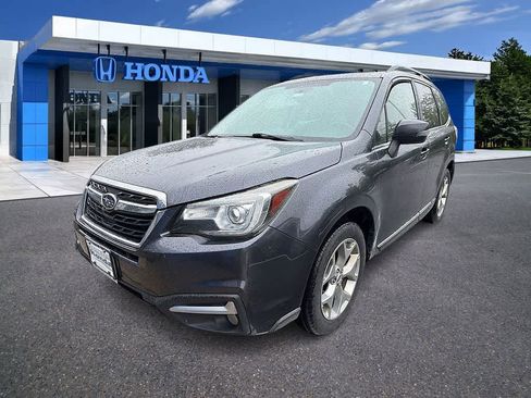Used 2018 Subaru Forester 2.5i Touring AWD/4WD image 1