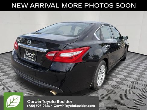 Used 2017 Nissan Altima 2.5 S w/ Power Driver Seat Package FWD image 8
