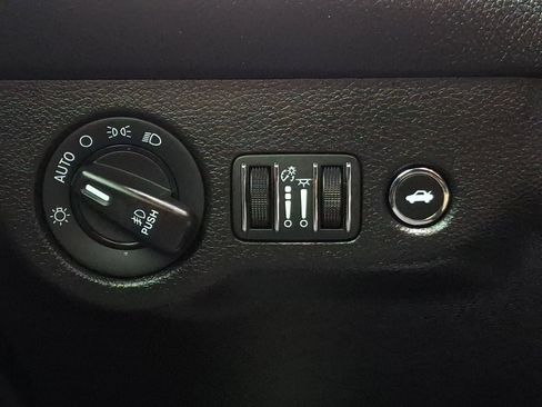 Used 2020 Dodge Challenger R/T Scat Pack w/ Scat Pack Stripe image 27