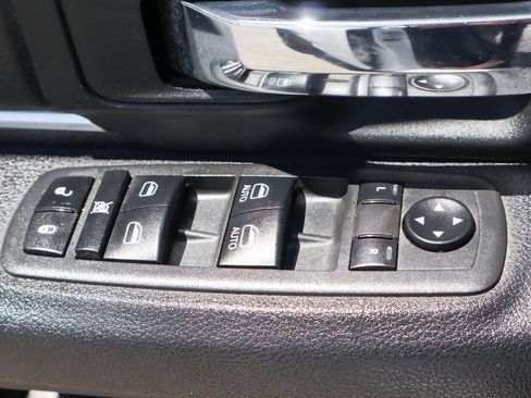 Used 2022 RAM 1500 Classic Warlock w/ Electronics Group image 16