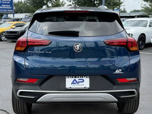 Used 2021 Buick Encore GX Select w/ Experience Buick Package FWD image 5