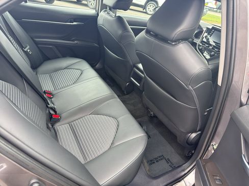 Used 2023 Toyota Camry SE w/ Protection Package (Q2) (TMS) FWD image 15