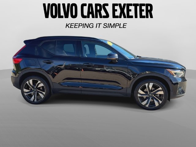 Certified 2023 Volvo XC40 B5 Plus w/ Climate Package AWD/4WD image 12