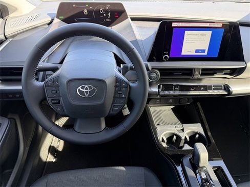 New 2026 Toyota Prius LE image 11