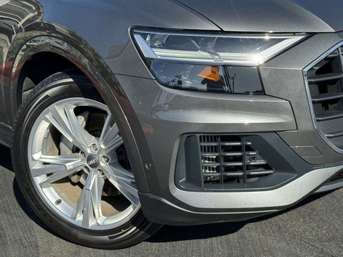 Used 2019 Audi Q8 Premium Plus w/ Premium Plus AWD/4WD image 2