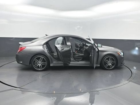 Used 2019 Mercedes-Benz CLA 250 image 29