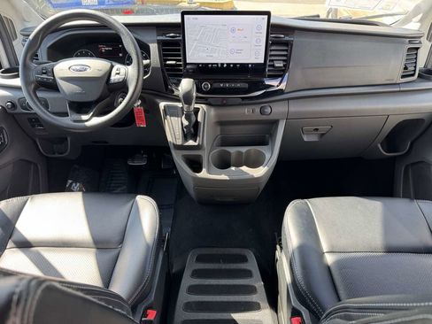 Used 2024 Ford Transit 350 XLT image 22