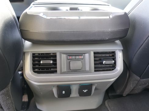 Used 2024 Ford F150 Lariat w/ Equipment Group 502A High image 29