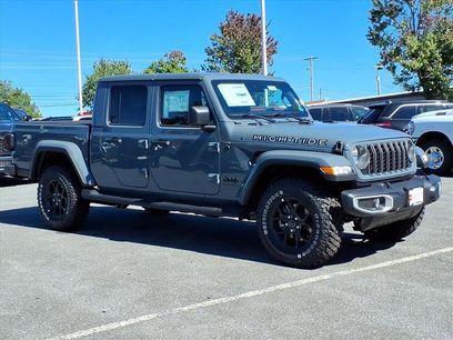 New 2025 Jeep Gladiator Sport
