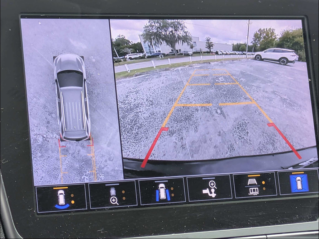 Used 2022 Chevrolet Equinox LT FWD image 27