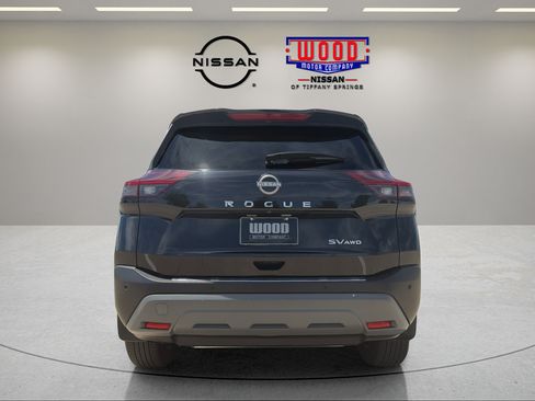 Certified 2023 Nissan Rogue SV AWD/4WD image 3