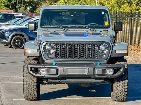 Used 2024 Jeep Wrangler Unlimited Rubicon 4xe AWD/4WD image 8