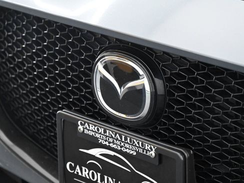 Used 2022 MAZDA MAZDA3 s AWD/4WD image 9