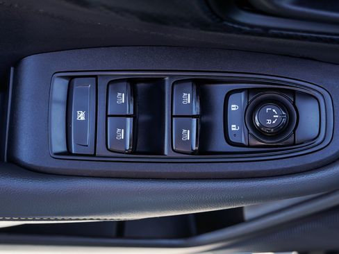 Used 2025 Subaru Outback Wilderness AWD/4WD image 20