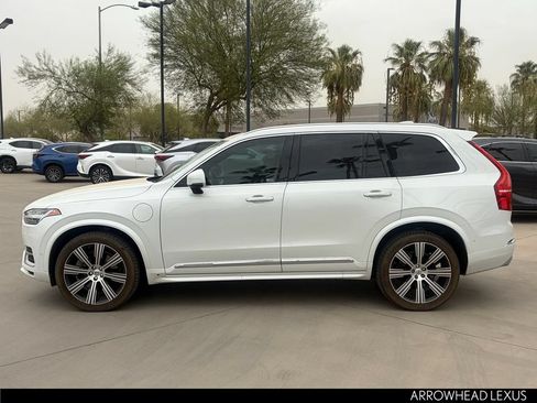 Used 2021 Volvo XC90 T8 Inscription w/ Lounge Package AWD/4WD image 3