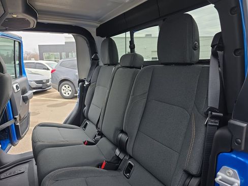 New 2026 Jeep Gladiator Sport image 13