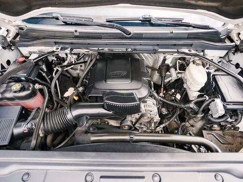 Used 2017 GMC Sierra 2500 2WD Crew Cab w/ Sierra Convenience Package image 28