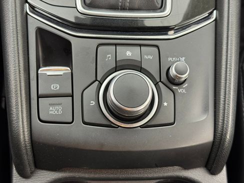 Used 2020 MAZDA CX-5 Touring image 28