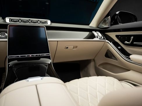 Used 2023 Mercedes-Benz S 580 4MATIC Sedan image 42