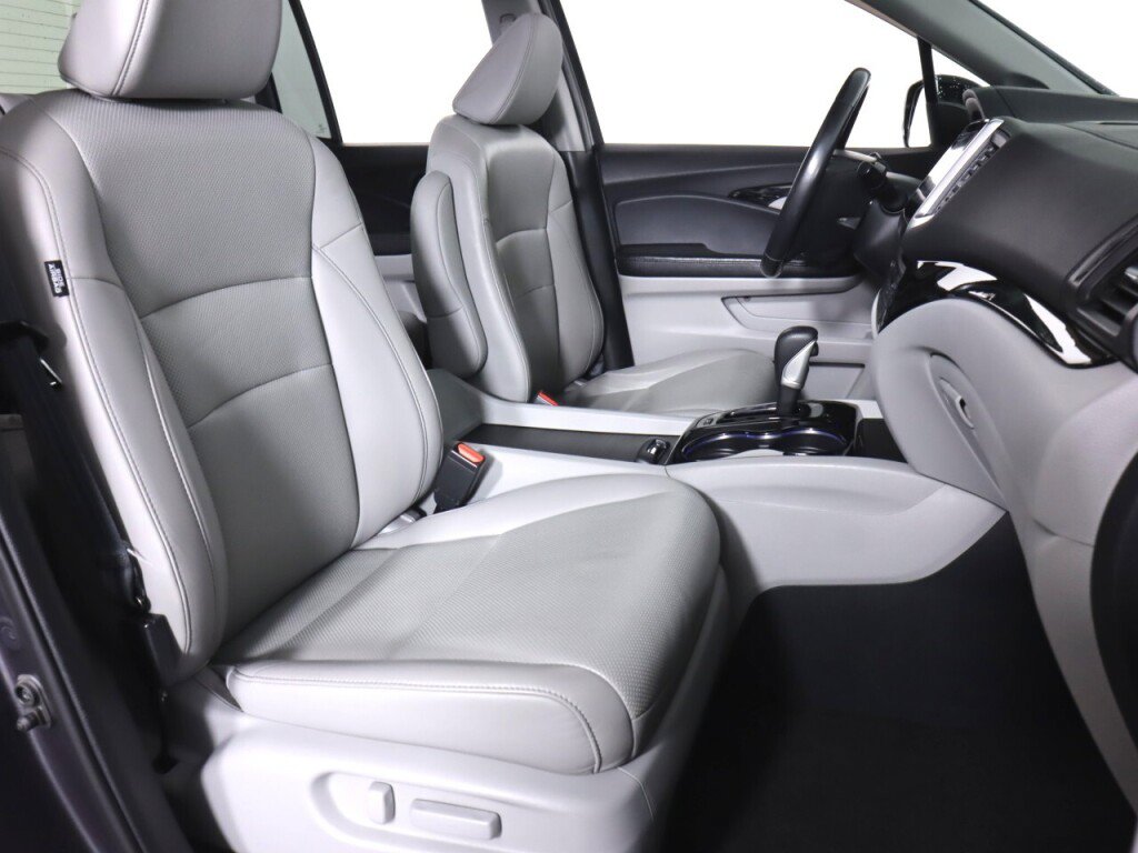 Used 2017 Honda Ridgeline RTL-E image 44