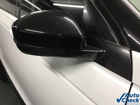 Used 2021 Land Rover Discovery Sport S image 18