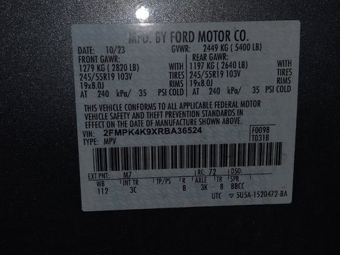 Used 2024 Ford Edge Titanium image 33
