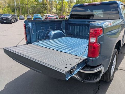 Certified 2024 Chevrolet Silverado 1500 LT AWD/4WD image 33