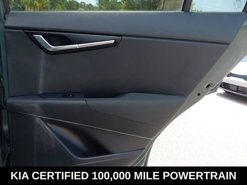 Certified 2023 Kia Niro SX Touring FWD image 27