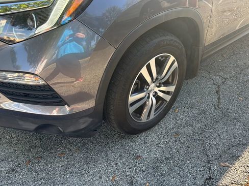 Used 2017 Honda Pilot EX image 36