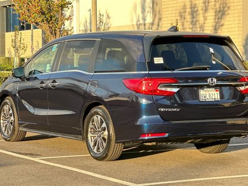 Certified 2022 Honda Odyssey EX-L image 6