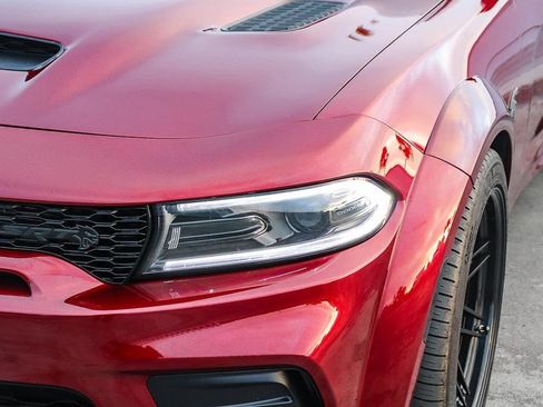 Used 2022 Dodge Charger SRT Hellcat w/ Harman/Kardon Audio Group RWD image 5