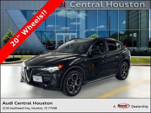 Used 2024 Alfa Romeo Stelvio Ti image 1