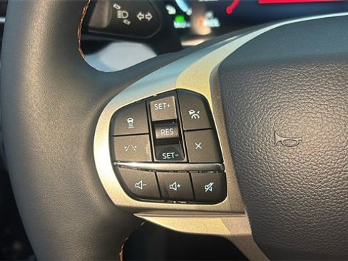 New 2025 Ford Explorer Active w/ Active Comfort Package image 14