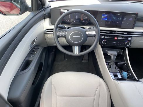 New 2026 Hyundai Tucson SEL FWD image 14